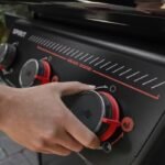 Weber Spirit EPX-435R Stealth Edition Smart Gas Barbecue (Black) - Image 4